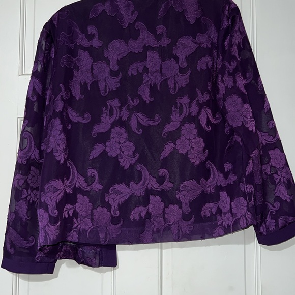 Blouse w/ tank - Picture 4 of 4